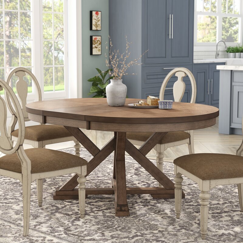 Gracie Oaks Carnspindle Extendable Butterfly Leaf Dining Table